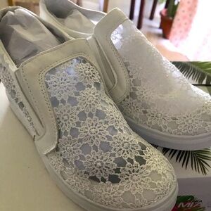 💟Boutique new Platform loafers💟